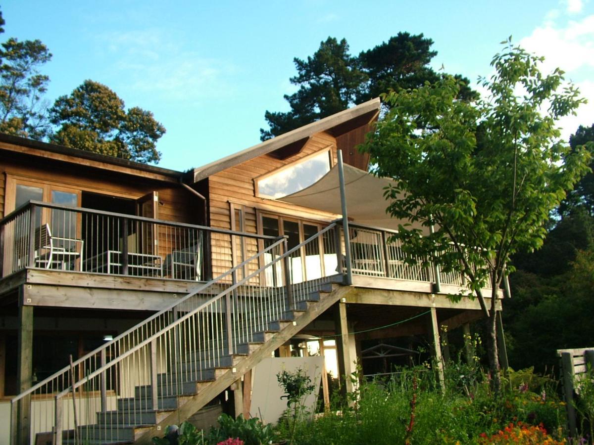תמז Waiotahi Valley Lodge מראה חיצוני תמונה